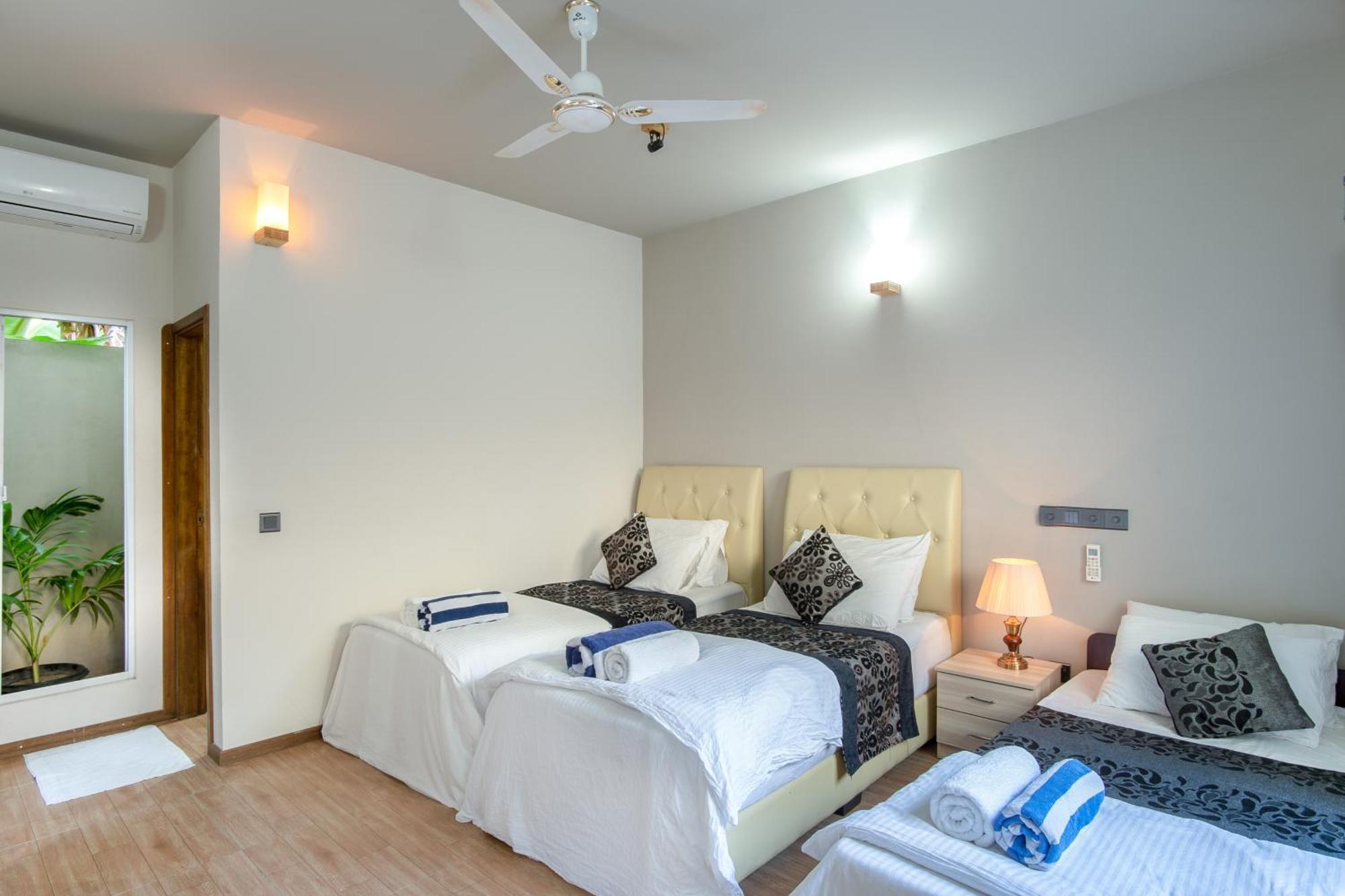 Lacasa Villa Ukulhas Island Ngoại thất bức ảnh